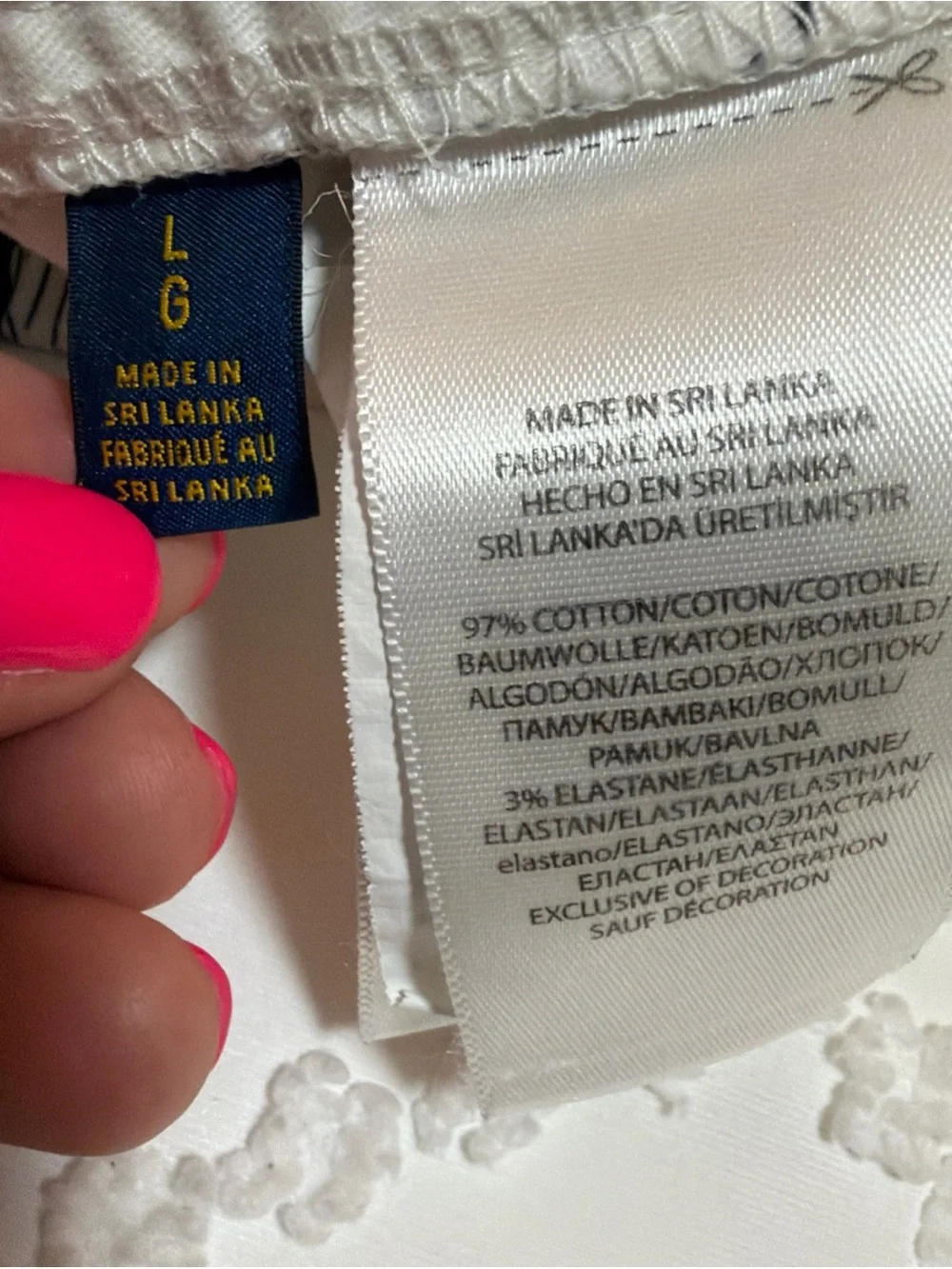 Polo Ralph Lauren rips button